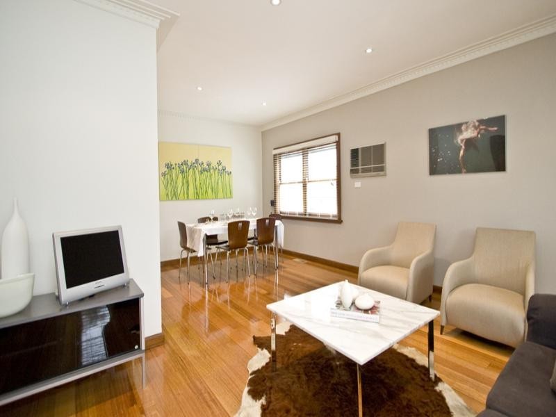 6 Interlaken Parade, Rosanna VIC 3084