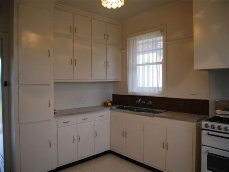 96 St Hellier Street, Heidelberg Heights VIC 3081