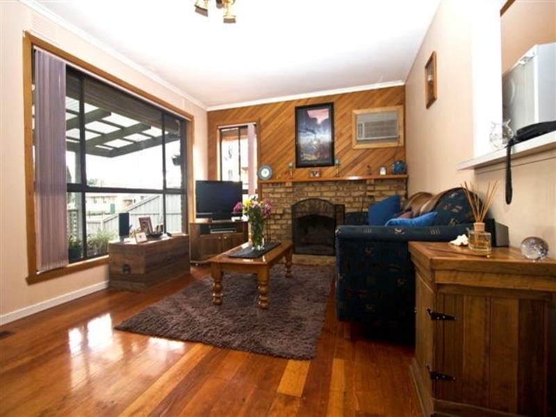 4 Timor Parade, Heidelberg West VIC 3081