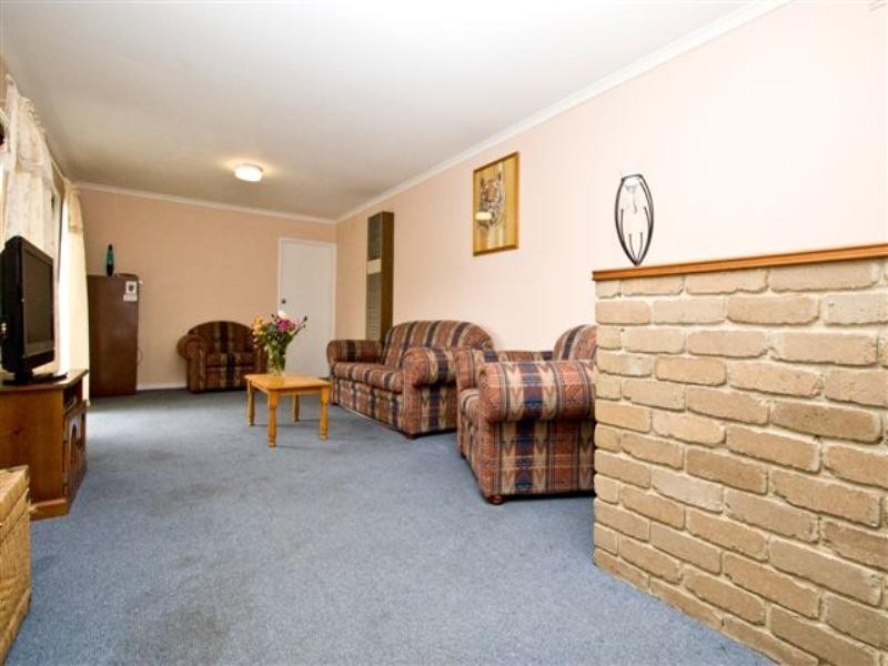 4 Timor Parade, Heidelberg West VIC 3081