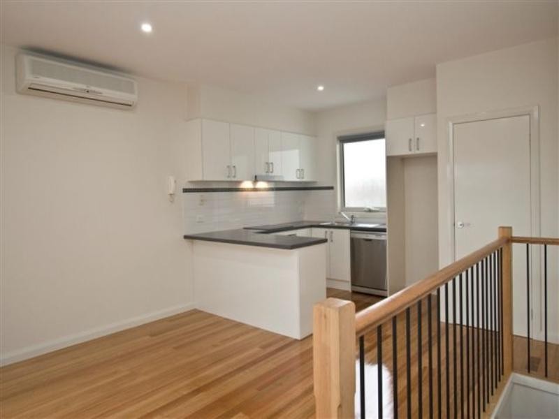 1/8 Station Road, Rosanna VIC 3084