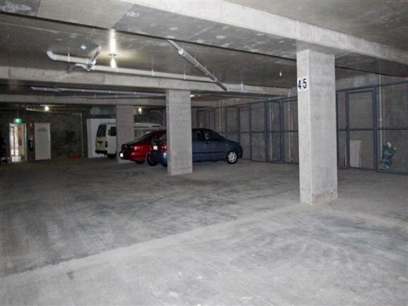 2/8 Station Road, Rosanna VIC 3084