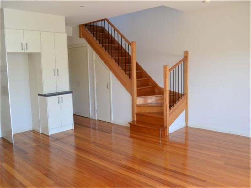 6/8 Station Road, Rosanna VIC 3084