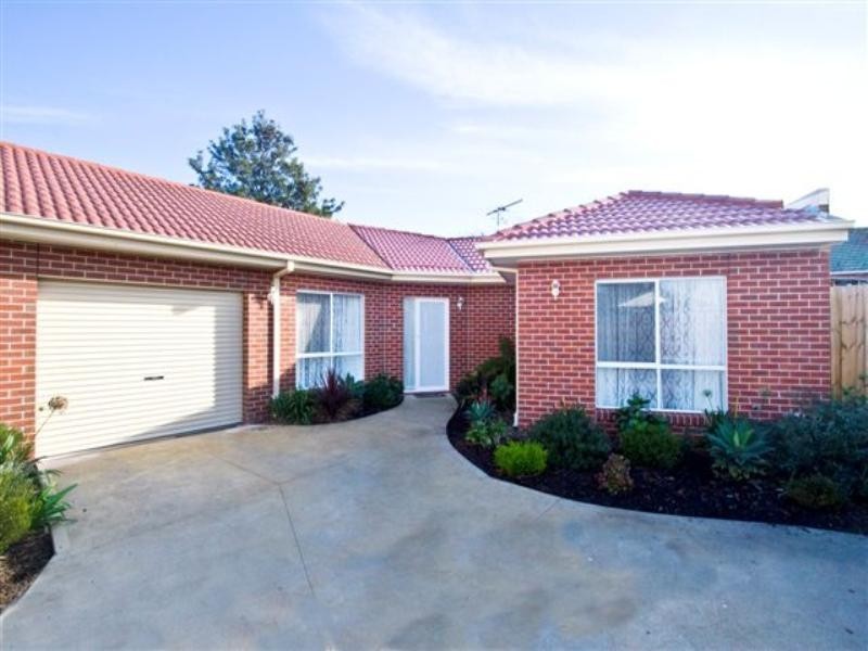 2/59 Swanston Street, Heidelberg Heights VIC 3081