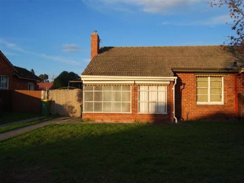 194 Oriel Road, Heidelberg West VIC 3081