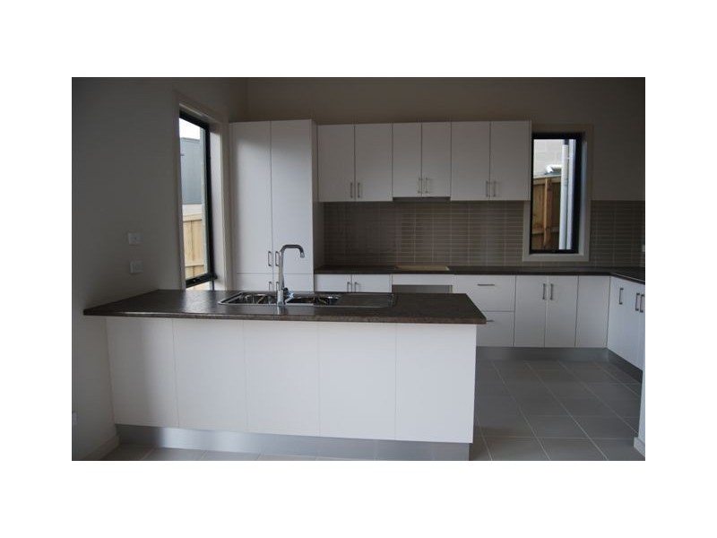 10 Lookout Rise, Macleod VIC 3085