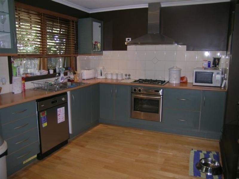 27A James Street, Heidelberg Heights VIC 3081