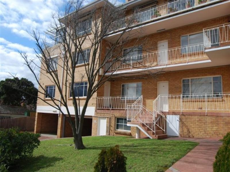 26/7 Hilltop Crescent, Ivanhoe East VIC 3079