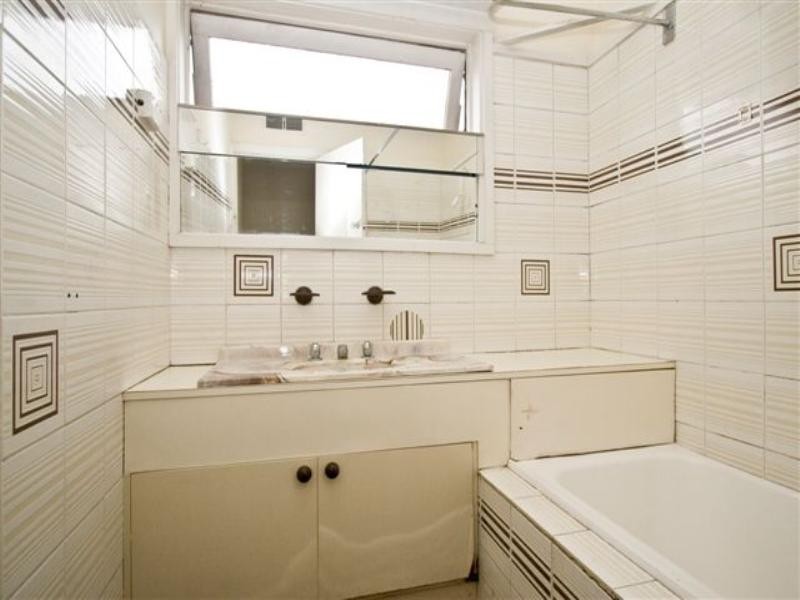 19 Law Street, Heidelberg Heights VIC 3081