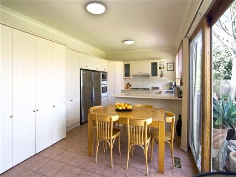 17 Lloyd Street, Heidelberg Heights VIC 3081