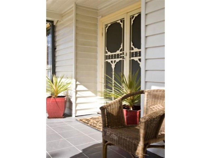 17 Lloyd Street, Heidelberg Heights VIC 3081