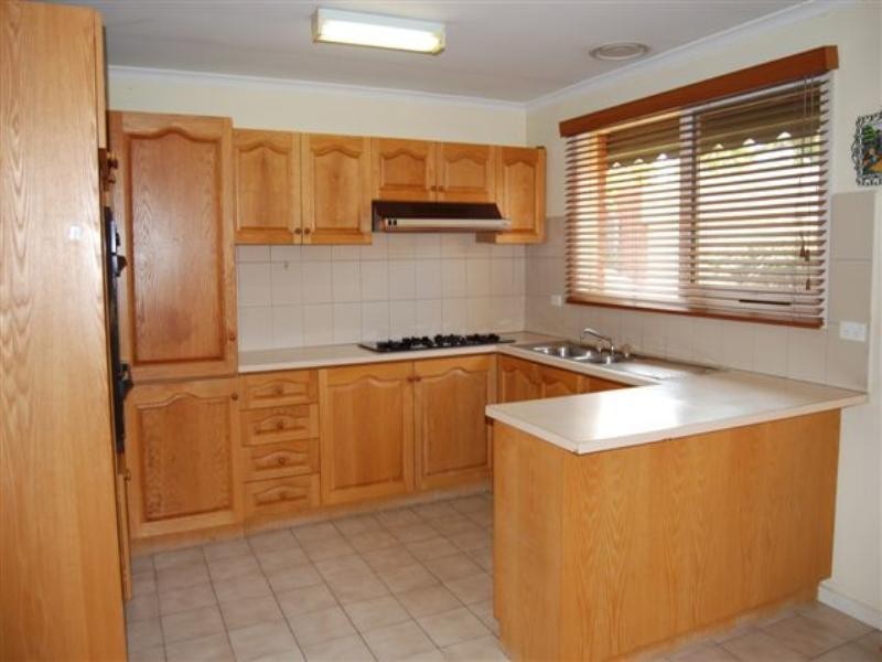 10/28 Stradbroke Avenue, Heidelberg VIC 3084