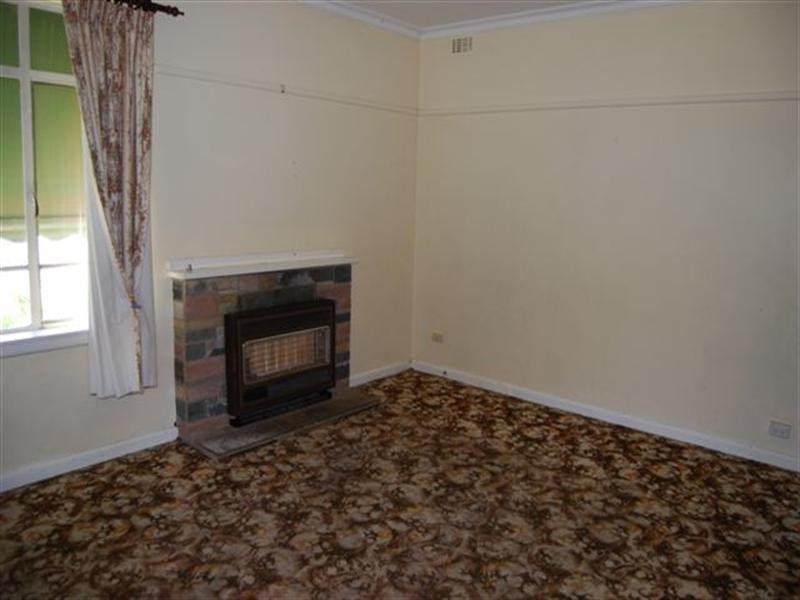 4 Byron Court, Heidelberg Heights VIC 3081