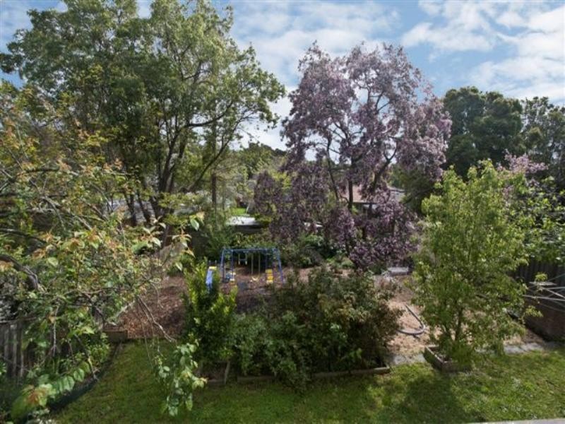 12 Cleve Grove, Heidelberg VIC 3084