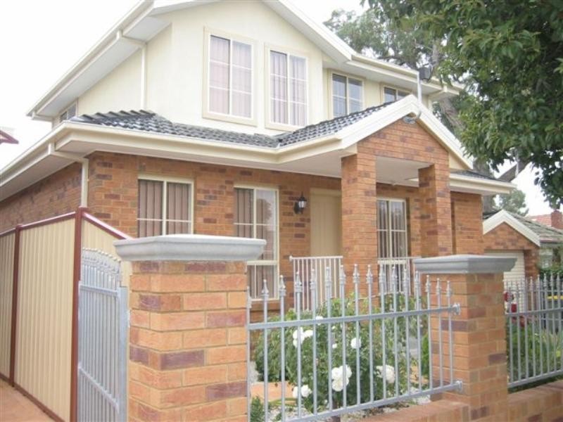74 Bond Street, Ivanhoe VIC 3079