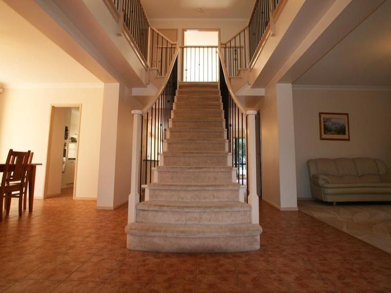 1 Kathleen Court, Montmorency VIC 3094