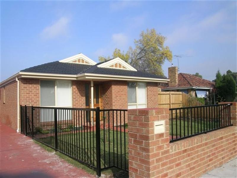 1/11 Lae Street, Heidelberg West VIC 3081