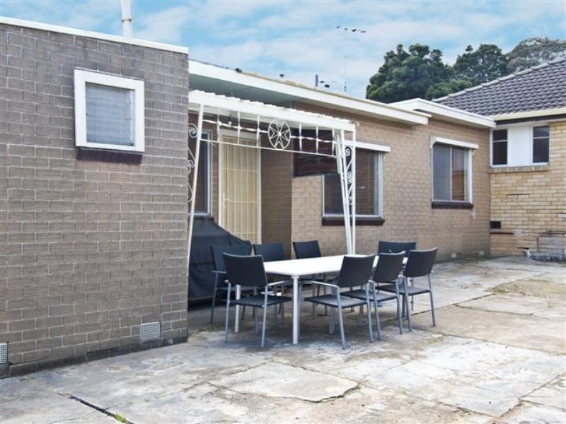 37 Wilson Boulevard, Reservoir VIC 3073