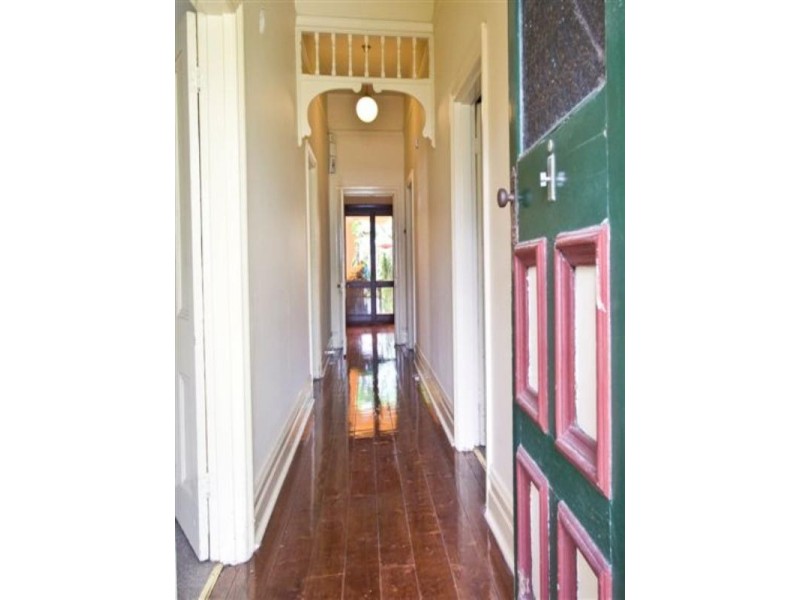 402 Waterdale Road, Heidelberg Heights VIC 3081