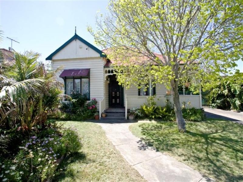 402 Waterdale Road, Heidelberg Heights VIC 3081