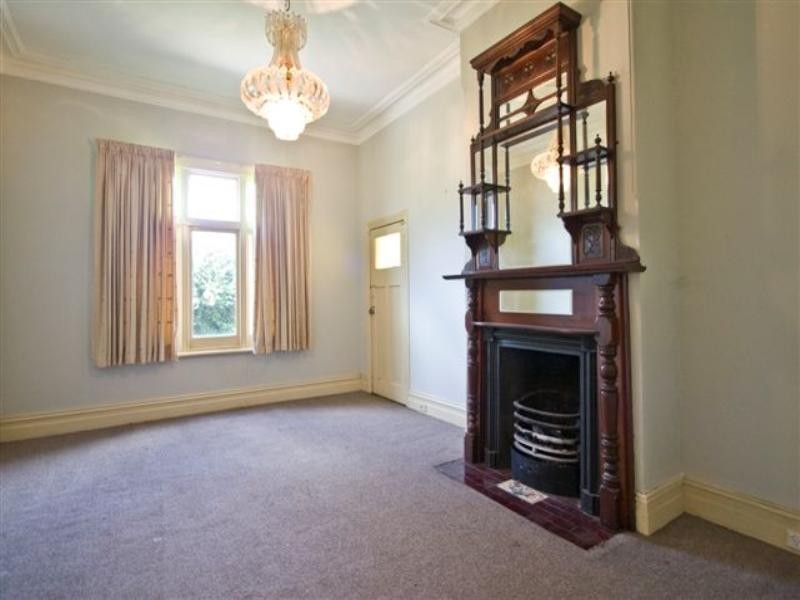 402 Waterdale Road, Heidelberg Heights VIC 3081