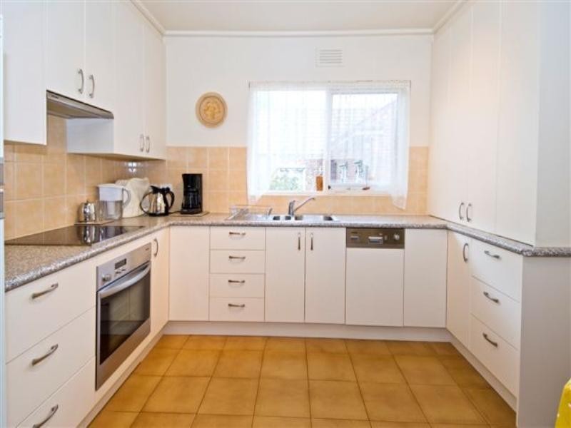 2/127 Hawdon Street, Heidelberg VIC 3084