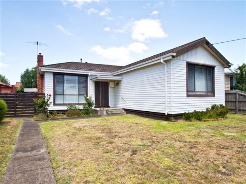 10 Law Street, Heidelberg Heights VIC 3081