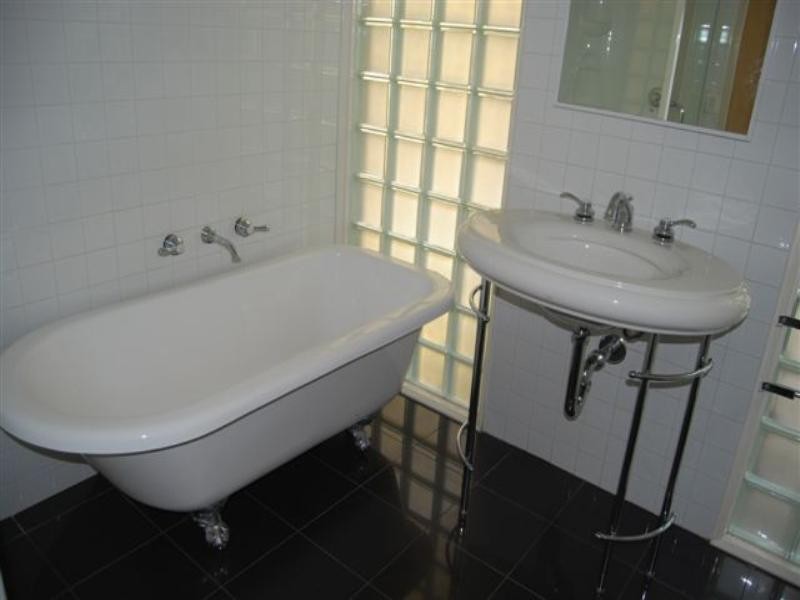 126 Napoleon Street, Eltham VIC 3095