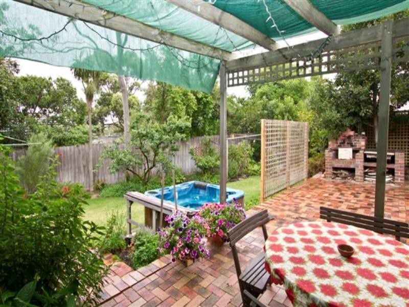 27 Robern Parade, Viewbank VIC 3084