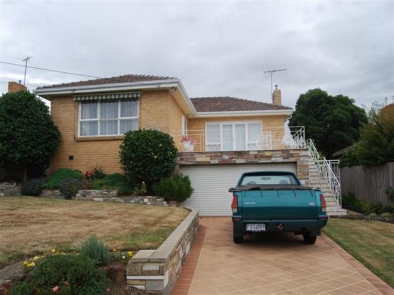 33 Rhonda Street, Rosanna VIC 3084