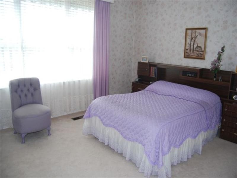 33 Rhonda Street, Rosanna VIC 3084