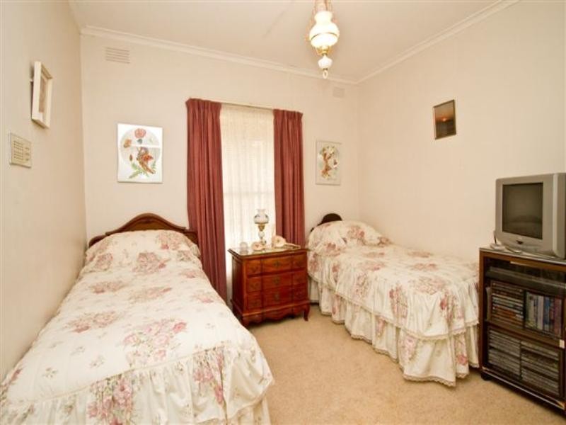 38 Louise Street, Heidelberg VIC 3084