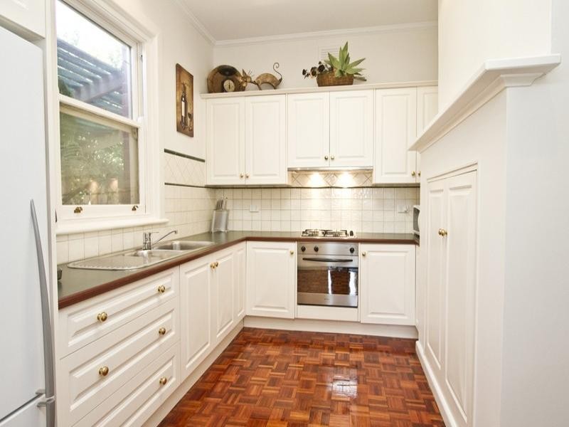 10 Elvin Street, Macleod VIC 3085