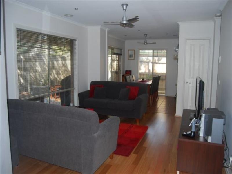 6/10-12 Lawson Parade, Heidelberg Heights VIC 3081