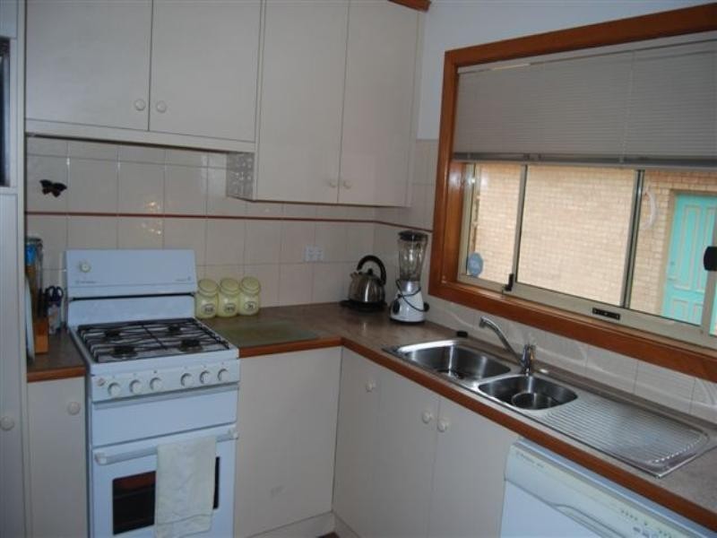 11 Kambea Crescent, Viewbank VIC 3084