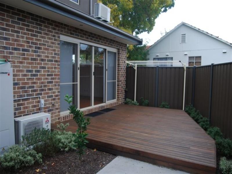 1/37 Wilkinson Crescent, Heidelberg West VIC 3081