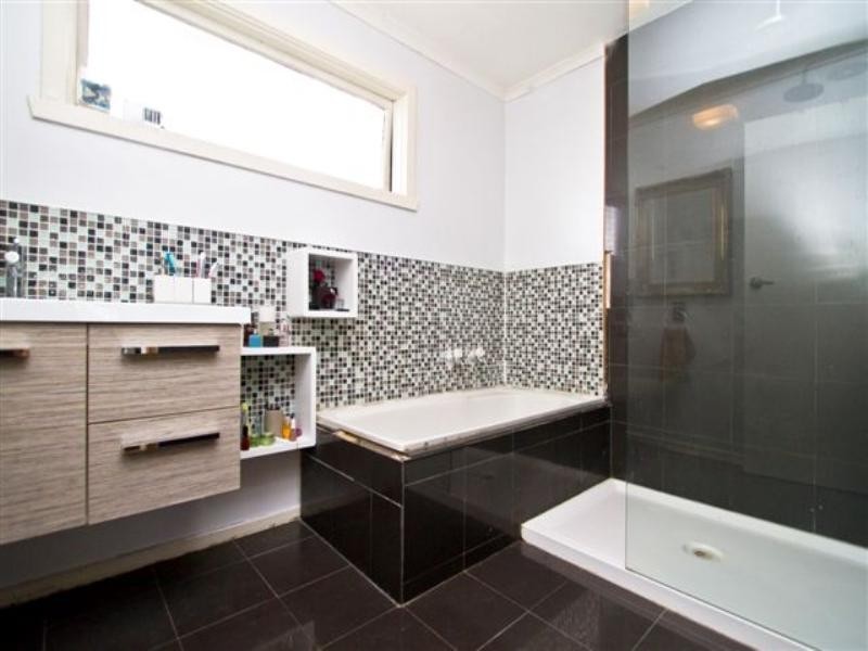 1/16 Edgar Street, Heidelberg VIC 3084