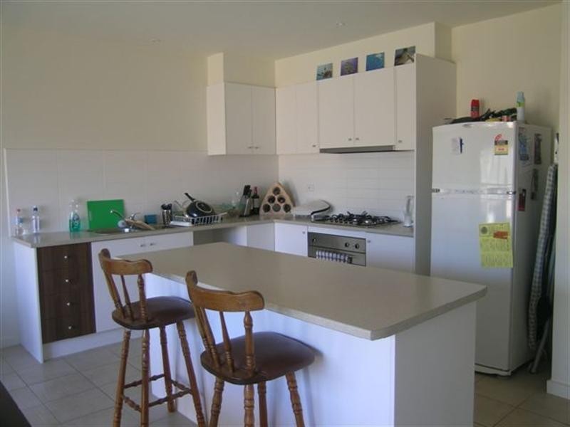 143 Main Drive, Macleod VIC 3085