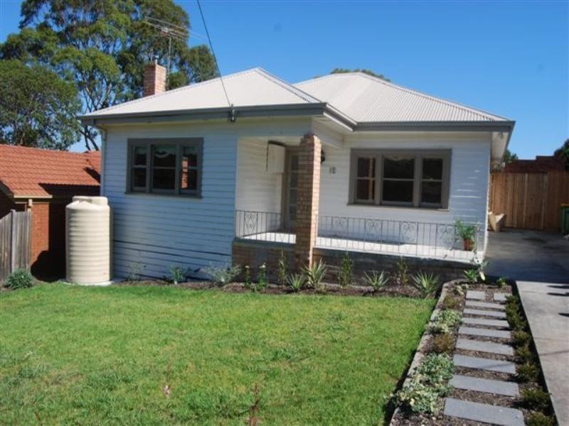 12 Avoca Street, Heidelberg VIC 3084