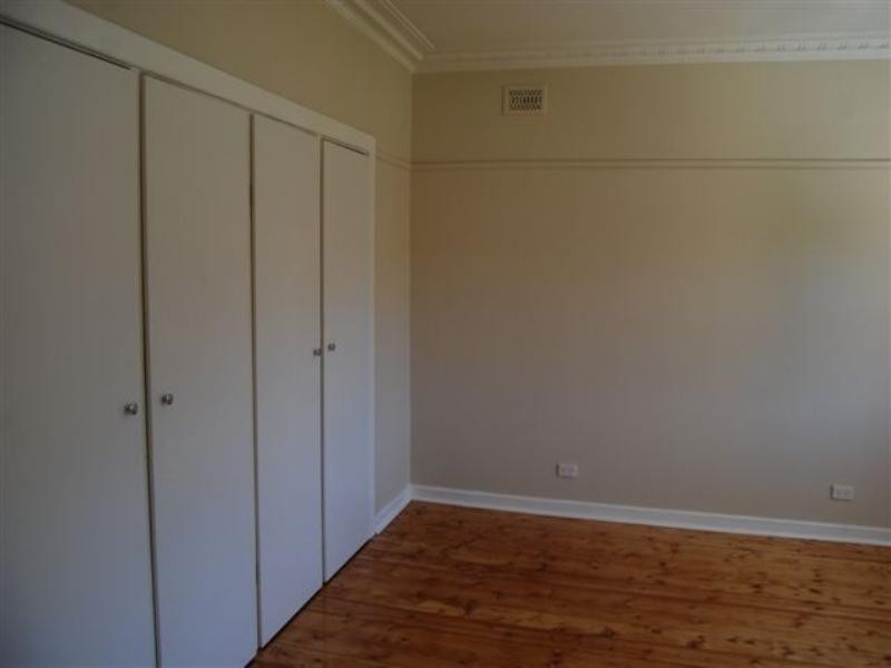 12 Avoca Street, Heidelberg VIC 3084