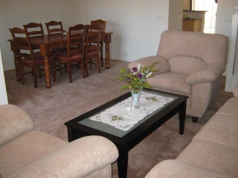 15 Peakview Drive, Viewbank VIC 3084