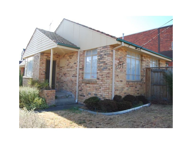 57 McEwan Road, Heidelberg Heights VIC 3081