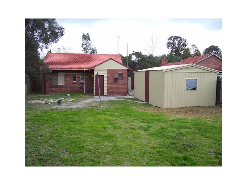 26 Shelley Street, Heidelberg Heights VIC 3081