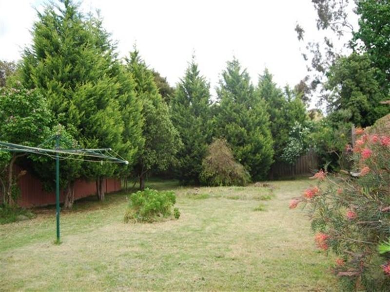 20 Esther Street, Templestowe Lower VIC 3107