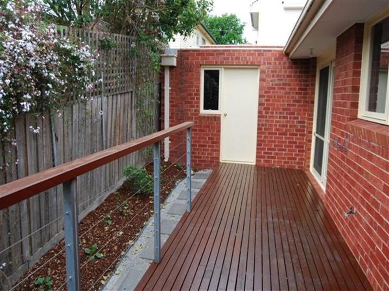 2/71 Rosanna Road, Heidelberg VIC 3084