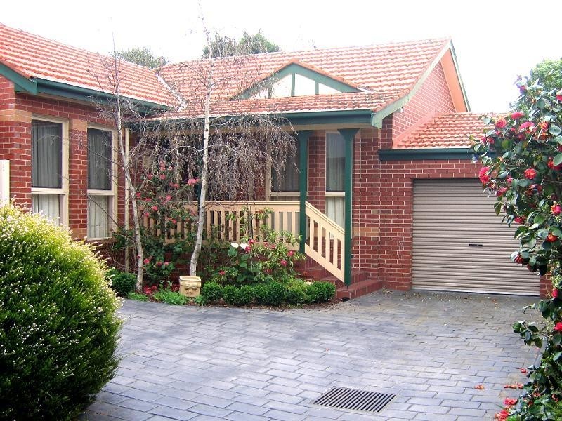 2/42 Barkly Place, Heidelberg VIC 3084