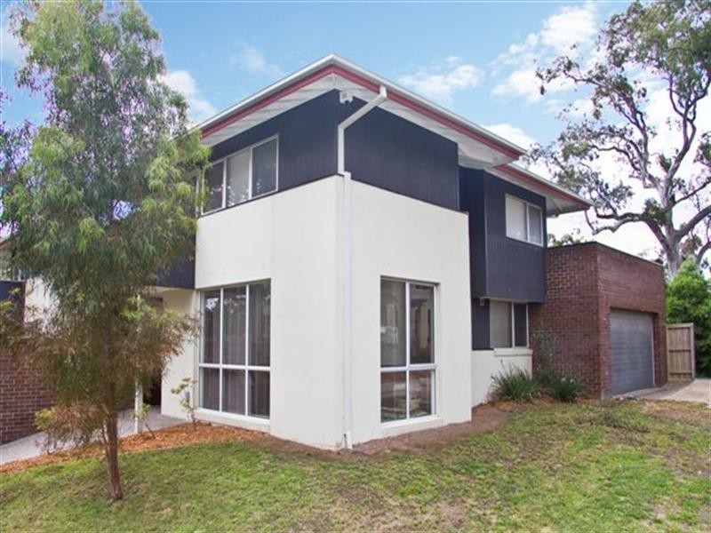 166 Ernest Jones Drive, Macleod VIC 3085