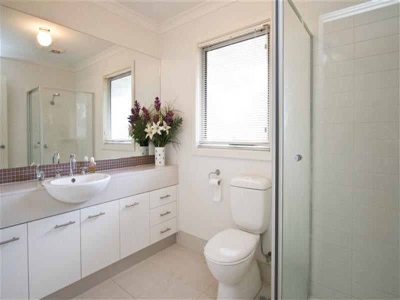 166 Ernest Jones Drive, Macleod VIC 3085