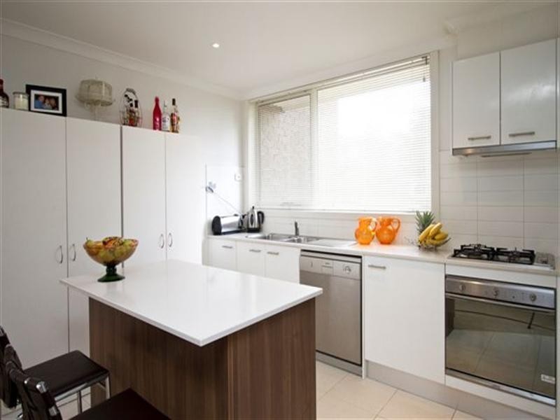 166 Ernest Jones Drive, Macleod VIC 3085