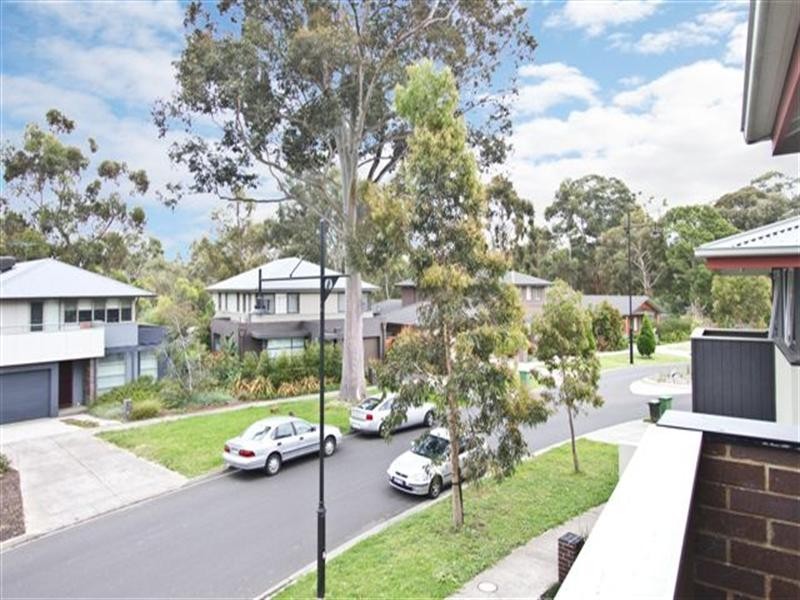 166 Ernest Jones Drive, Macleod VIC 3085